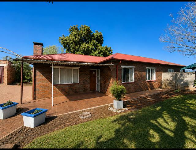 3 BEDROOM HOUSE FOR SALE IN VANDERBIJLPARK CW 6
